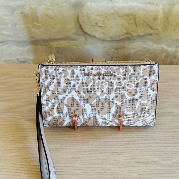 Mk - Picture 10 of 16